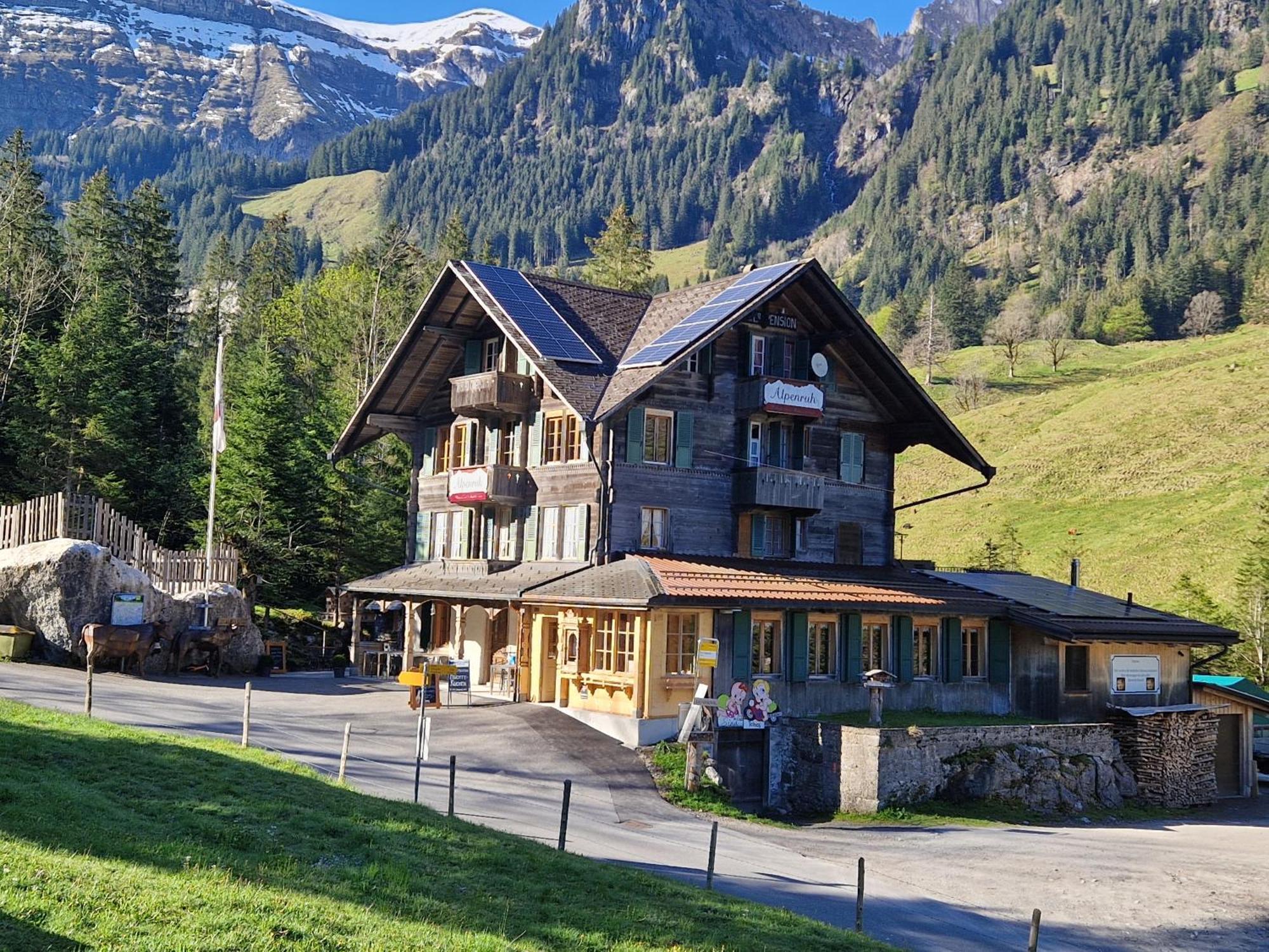 Alpenruh Kiental Hotel Buitenkant foto
