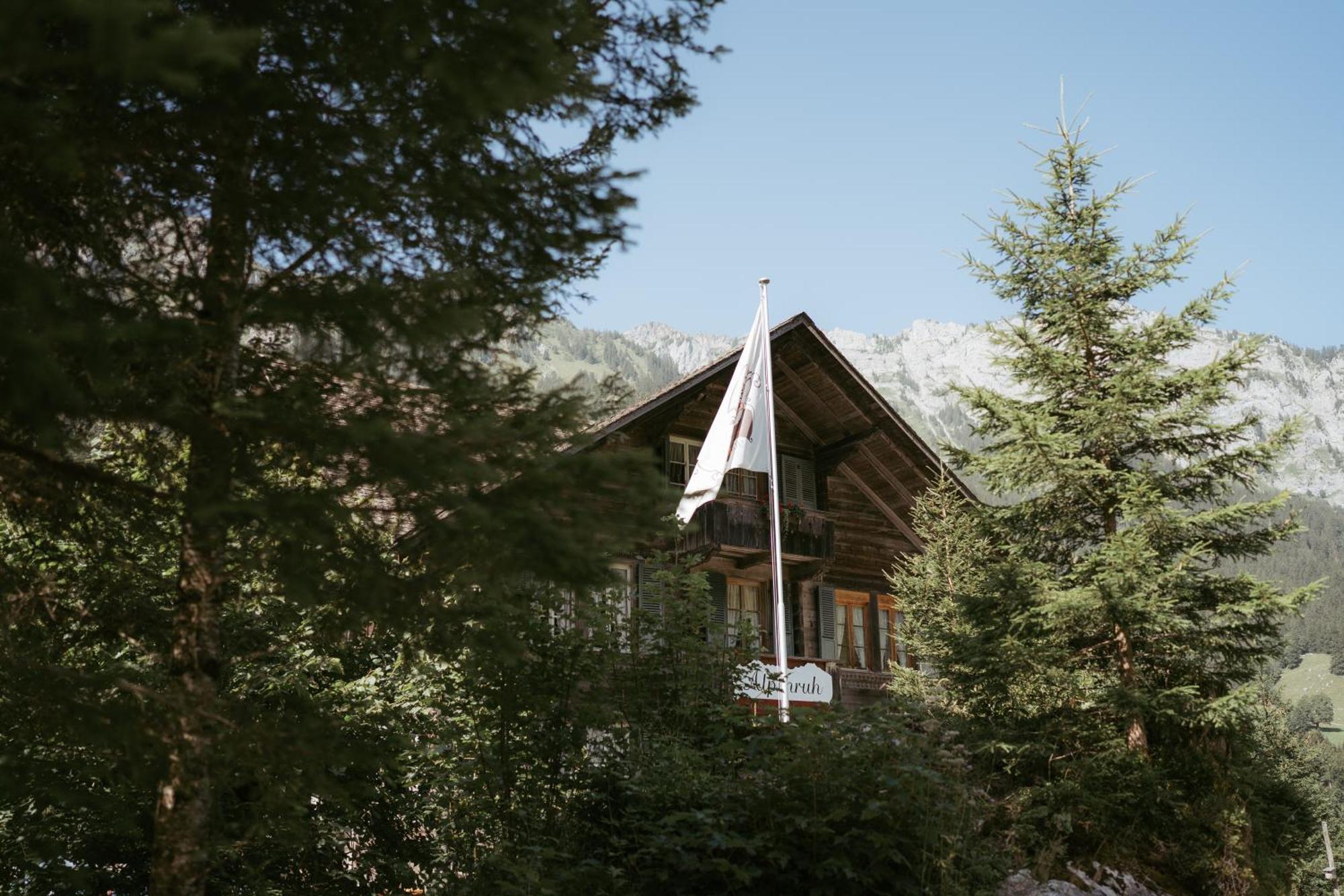 Alpenruh Kiental Hotel Buitenkant foto
